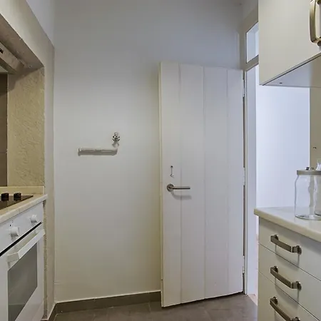 Bmyguest - Belem River I